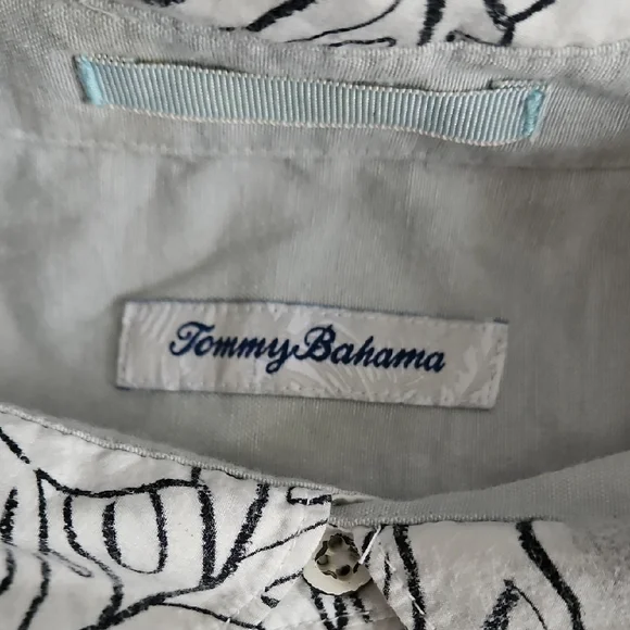 Tommy Bahama Monochrome Floral Button-Down Shirt - Picture 2 of 13
